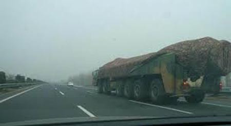 Hình ảnh được cho là tên lửa DF-26C của Trung Quốc