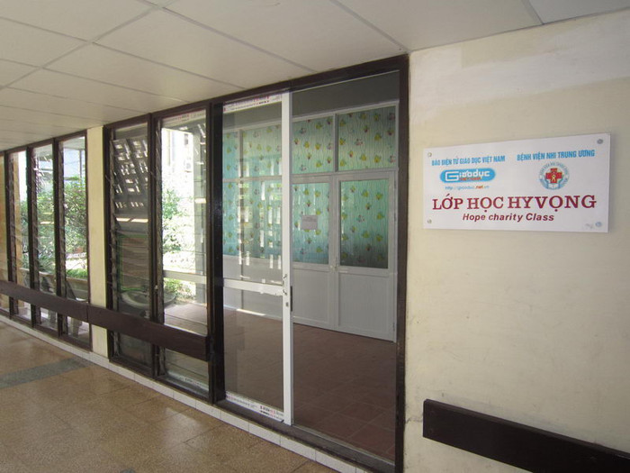 Phòng học mới giờ đã khang trang hơn, rộng rãi hơn