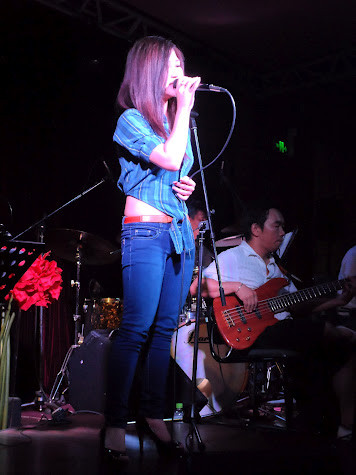 Tại vòng Đối đầu, phần trình diễn của Hương Tràm và Đức Quang được đánh giá là một trong những phần thi hày nhất từ đến giờ. Tại vòng Đối đầu, phần trình diễn của Hương Tràm và Đức Quang được đánh giá là một trong những phần thi hày nhất từ đến giờ.