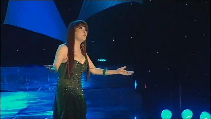 Mới đây, Bảo Yến đã làm cho nhiều người "choáng váng" khi cho rằng: Đàm Vĩnh Hưng, Hồ Ngọc Hà, Hồ Quỳnh Hương... chỉ có tài múa may như con rối trên sân khấu. Mới đây, Bảo Yến đã làm cho nhiều người "choáng váng" khi cho rằng: Đàm Vĩnh Hưng, Hồ Ngọc Hà, Hồ Quỳnh Hương... chỉ có tài múa may như con rối trên sân khấu.