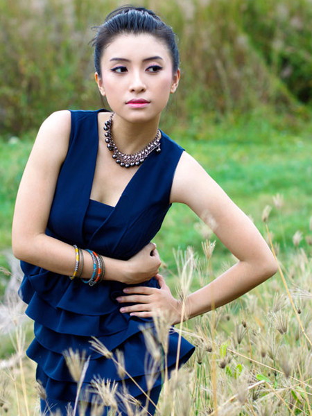 Tiếp tục trong Vòng đối đầu, cô gái họ Tiêu sẽ ra sức “vùng vẫy”, phát huy thế mạnh của mình bằng một ca khúc đúng chất của mình do Hồ Ngọc Hà - Huấn luyên viên của cô lựa chọn. Đó là một ca khúc rất thành công của ca sĩ Kelly Clarkson. Và chính Như Quỳnh cũng gặp phải rào cản khi chính bài hát này cũng là lợi thế mà “đối thủ” của Quỳnh.