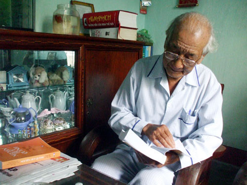 Thầy giáo - nhà nghiên cứu Nguyễn Xuân Nhân - Ảnh: Lê Hoài Lương Thầy giáo - nhà nghiên cứu Nguyễn Xuân Nhân - Ảnh: Lê Hoài Lương