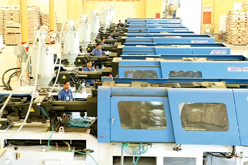 Nhựa Bình Minh cho rằng sự thiếu nhất quán của các văn bản hướng dẫn hưởng ưu đãi thuế là nguyên nhân khiến công ty bị truy thu cả trăm tỷ đồng tiền thuế. Ảnh: BMP Nhựa Bình Minh cho rằng sự thiếu nhất quán của các văn bản hướng dẫn hưởng ưu đãi thuế là nguyên nhân khiến công ty bị truy thu cả trăm tỷ đồng tiền thuế. Ảnh: BMP