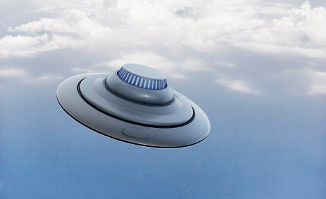 Mô hình UFO này có vẻ giống những gì Ronald Hughes mô tả. Mô hình UFO này có vẻ giống những gì Ronald Hughes mô tả.