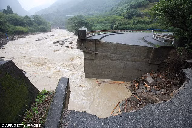 Ảnh hưởng của siêu bão Talas tại Nhật Bản