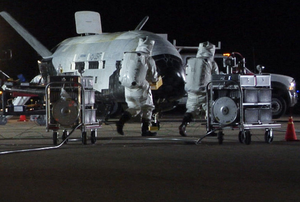 X-37B X-37B