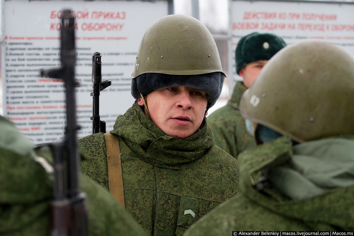 Thực hành nội dung trinh sát, sử dụng vũ khí tấn công bộ binh, bắn tỉa Thực hành nội dung trinh sát, sử dụng vũ khí tấn công bộ binh, bắn tỉa
