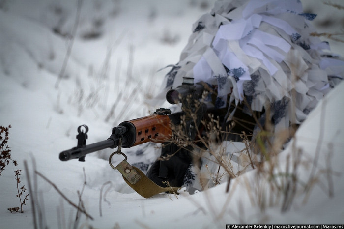 Thực hành nội dung trinh sát, sử dụng vũ khí tấn công bộ binh, bắn tỉa Thực hành nội dung trinh sát, sử dụng vũ khí tấn công bộ binh, bắn tỉa