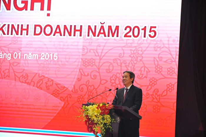 Thống đốc Ngân hàng Nhà nước Nguyễn Văn Bình mong muốn VietinBank trở thành Ngân hàng hàng đầu Việt Nam tầm cỡ khu vực. Thống đốc Ngân hàng Nhà nước Nguyễn Văn Bình mong muốn VietinBank trở thành Ngân hàng hàng đầu Việt Nam tầm cỡ khu vực.