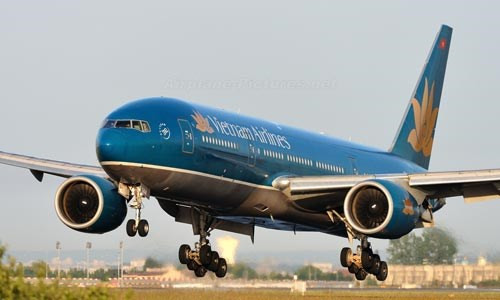 Nhấn nhầm tín hiệu bị khủng bố, Cơ trưởng Vietnam Airlines bị phạt 3 triệu đồng. Ảnh minh họa Nhấn nhầm tín hiệu bị khủng bố, Cơ trưởng Vietnam Airlines bị phạt 3 triệu đồng. Ảnh minh họa
