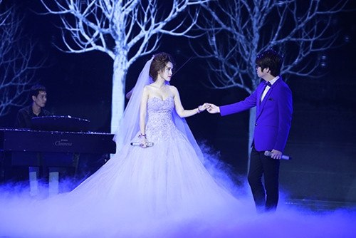 Bùi Anh Tuấn - Tú Vi Bùi Anh Tuấn - Tú Vi