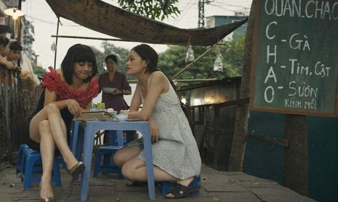 Thanh Duy (trái) vào vai chuyển giới trong phim. (Ảnh: Đơn vị sản xuất phim cung cấp) Thanh Duy (trái) vào vai chuyển giới trong phim. (Ảnh: Đơn vị sản xuất phim cung cấp)