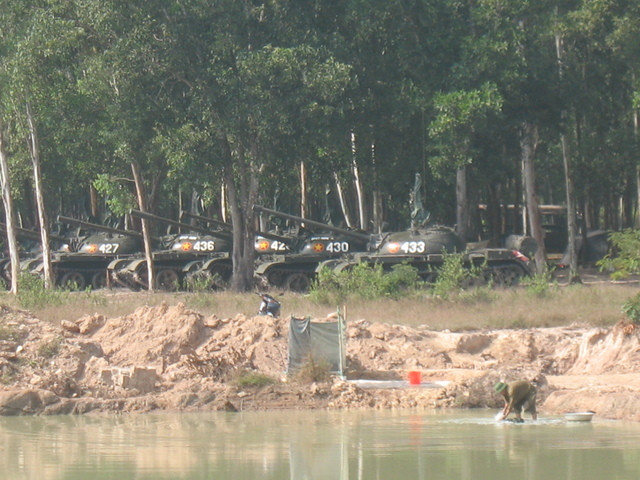 Trang bị tăng, thiết giáp trong các quân, binh chủng của Quân Đội Nhân Dân Việt Nam Trang bị tăng, thiết giáp trong các quân, binh chủng của Quân Đội Nhân Dân Việt Nam