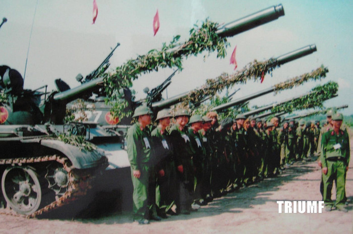 Trang bị tăng, thiết giáp trong các quân, binh chủng của Quân Đội Nhân Dân Việt Nam Trang bị tăng, thiết giáp trong các quân, binh chủng của Quân Đội Nhân Dân Việt Nam