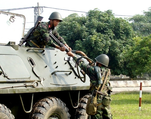 Tháng 2 năm 1968 bộ đội xe tăng lần đầu tiên tham chiến tại Tà Mây- Làng Vây (Đường Chín- Khe Sanh). Tháng 2 năm 1968 bộ đội xe tăng lần đầu tiên tham chiến tại Tà Mây- Làng Vây (Đường Chín- Khe Sanh).