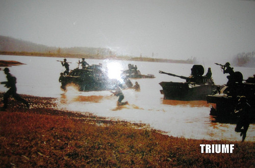 Trang bị tăng, thiết giáp trong các quân, binh chủng của Quân Đội Nhân Dân Việt Nam Trang bị tăng, thiết giáp trong các quân, binh chủng của Quân Đội Nhân Dân Việt Nam