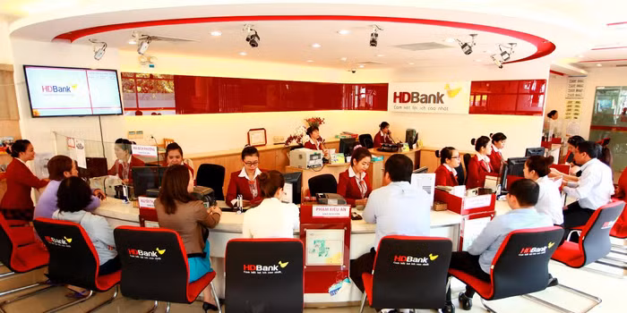 Với gói tín dụng siêu ưu đãi, HDBank đã đồng loạt giảm lãi suất đối với khách hàng cá nhân và khách hàng doanh nghiệp trên cả nước. Ảnh: HDBank.