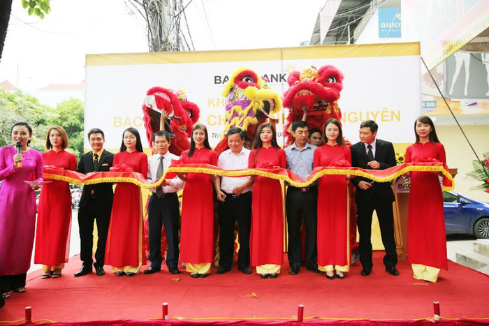 Cắt băng khánh thành Chi nhánh Ngân hàng TMCP Bắc Á (BAC A BANK) tại tỉnh Thái Nguyên. Cắt băng khánh thành Chi nhánh Ngân hàng TMCP Bắc Á (BAC A BANK) tại tỉnh Thái Nguyên.