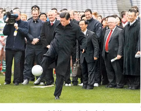 Ông Tập Cận Bình được cho là lãnh đạo rất muốn bóng đá của TQ mạnh hơn (ảnh minh họa)