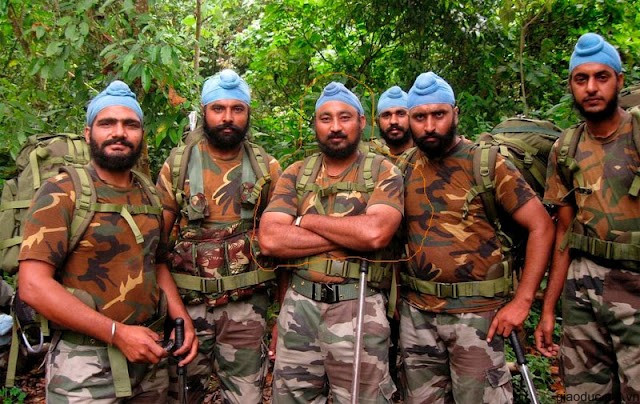 Trang phục kiểu Ấn Độ Trang phục kiểu Ấn Độ