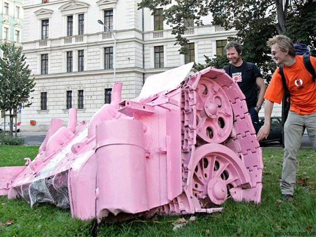 Trưng bày kiểu... một nửa vầng trăng Trưng bày kiểu... một nửa vầng trăng