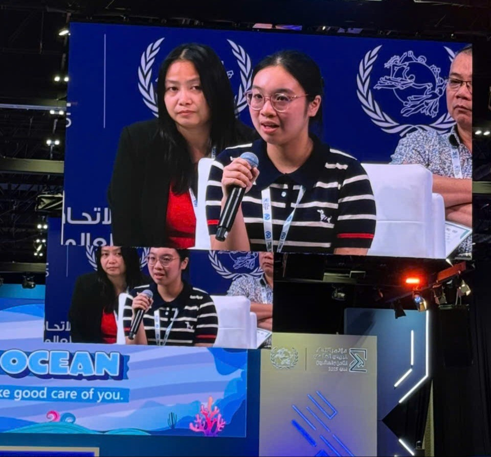 Thông qua cuộc thi, Minh Khuê hy vọng có thể truyền tải thông điệp bảo vệ môi trường biển đến bạn bè quốc tế. Ảnh: NVCC. 3898018114575272394-1870.jpg