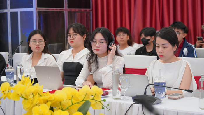 Đại biểu tham dự hội thảo dsc09127.jpg