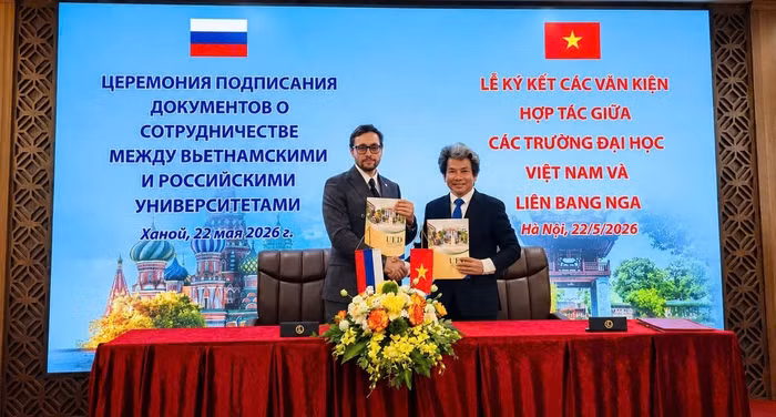 2aoboqy8fswauxwiekhsimpvz9xmx7kio7p8th2o.jpg