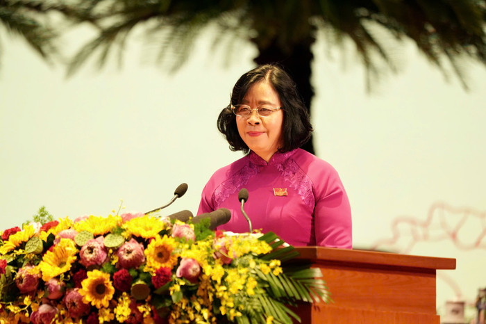 Bí thư Thành ủy Hà Nội Bùi Thị Minh Hoài phát biểu khai mạc Đại hội. Ảnh: Trang thông tin điện tử Đảng bộ Thành phố Hà Nội 4.jpg