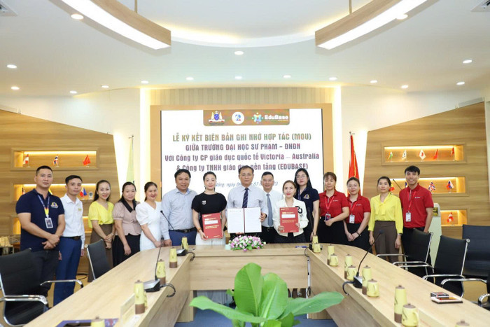 Ký kết biên bản ghi nhớ hợp tác giữa Trường Đại học Sư phạm – Đại học Đà Nẵng với Công ty CP Giáo dục Quốc tế Victoria – Australia và Công ty TNHH giáo dục nền tảng (EDUBASE) về việc nâng cao năng lực Tiếng Anh cho sinh viên theo chuẩn quốc tế Cambridge. 27dbf8723715be4be704.jpg