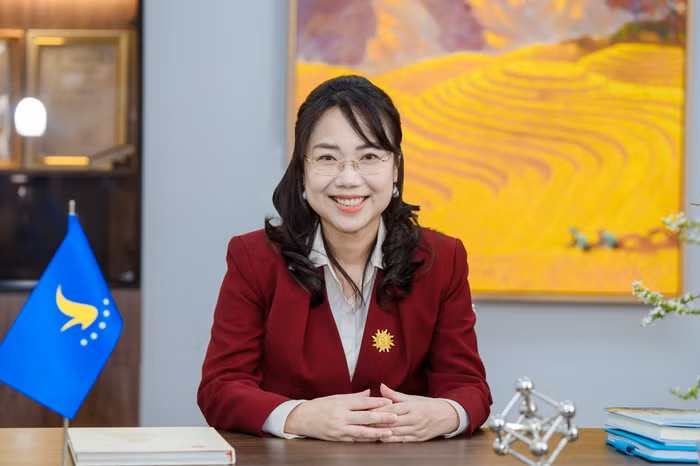 tien-si-le-mai-lan.jpg