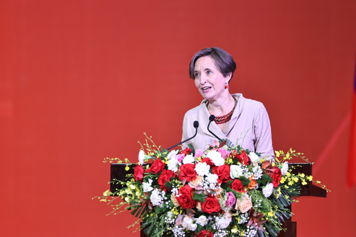 Bà Joanna Skoczek - Đại sứ Ba Lan tại Việt Nam chia sẻ tại buổi lễ 0s4a5247.jpg