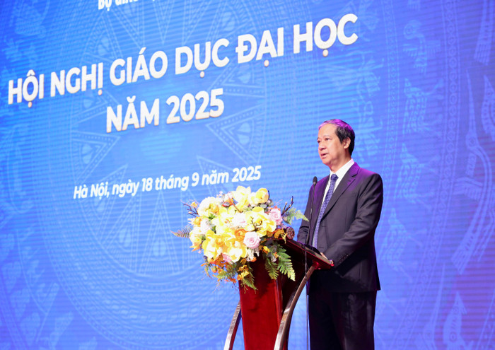 Bộ trưởng Nguyễn Kim Sơn phát biểu tổng kết Hội nghị Giáo dục đại học năm 2025. (Ảnh: Nguyễn Mạnh) img-9284.jpg