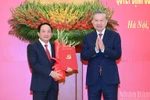 Tổng Bí thư Tô Lâm trao các quyết định của Bộ Chính trị về công tác cán bộ