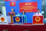 Kết thúc bầu cử, tỷ lệ cử tri cả nước đi bỏ phiếu đạt 99,38%, Lào Cai và Huế đạt 100%