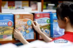 Những tiêu chí cần xem xét khi lựa chọn một bộ sách giáo khoa phù hợp trong giai đoạn hiện nay