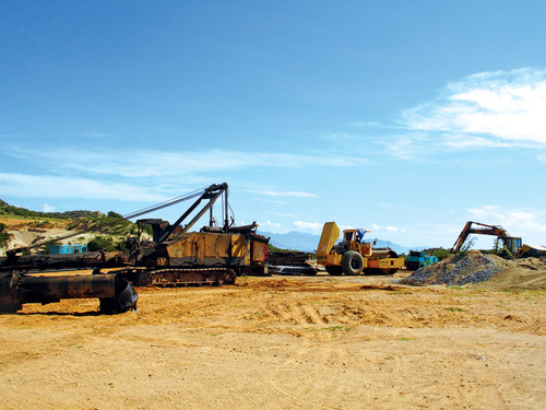 Thi công cầu đường vào nhà máy điện hạt nhân tương lai?