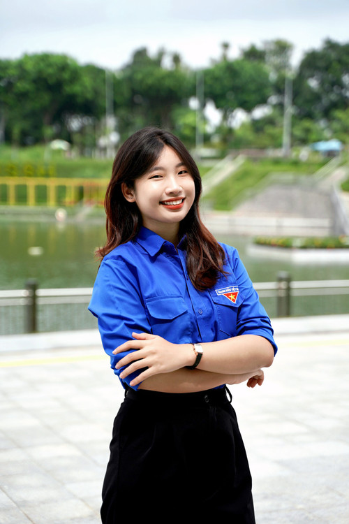 Em Phan Trịnh Ngọc Anh - Sinh viên K01 ngành Việt Nam học (dành cho sinh viên Việt Nam), Trường Đại học Khoa học xã hội và Nhân văn (Đại học Quốc gia thành phố Hồ Chí Minh). Ảnh: NVCC. SV Phan Trịnh Ngọc Anh.jpg