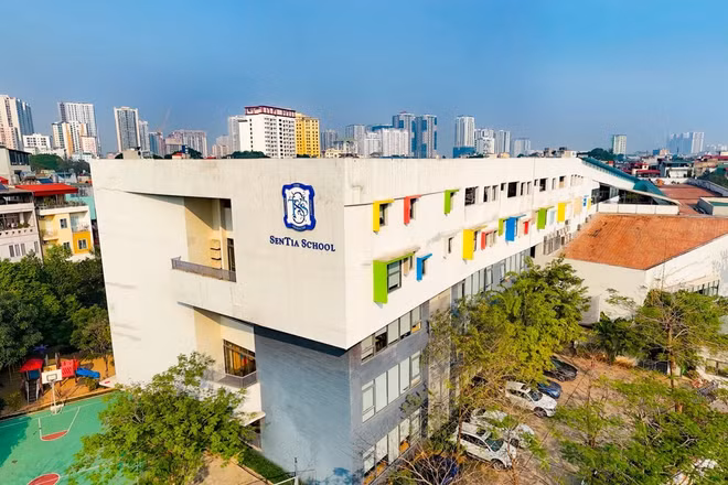 Trường Tiểu học, Trung học cơ sở và Trung học phổ thông SenTia (SenTia School). Ảnh: website trường.