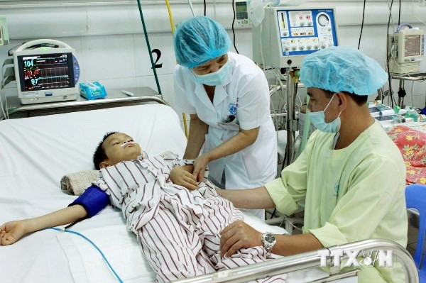 Tình hình dịch bệnh diễn biến phức tạp, xuất hiện ổ dịch có nhiều bệnh nhân. Tình hình dịch bệnh diễn biến phức tạp, xuất hiện ổ dịch có nhiều bệnh nhân.