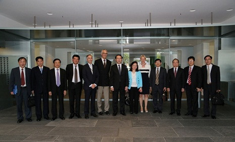 Đoàn đại biểu cấp cao Bộ Công an nước CHXHCN Việt Nam và Đoàn đại biểu cấp cao Cơ quan Điều phối an ninh, Phủ Thủ tướng Cộng hòa Liên bang Đức.