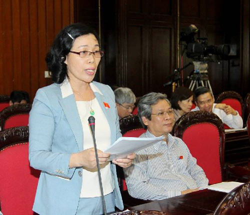Đại biểu Nguyễn Thị Nhung Đại biểu Nguyễn Thị Nhung