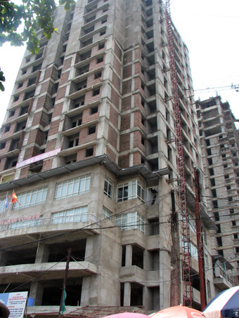 Thị trường bất động sản đang trong cơn đau sinh nở... Ảnh minh họa.