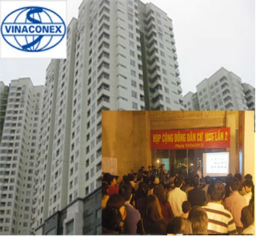 Cư dân phản đối chủ đầu tư làm sai thiết kế. Cư dân phản đối chủ đầu tư làm sai thiết kế.