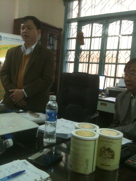 Ông Đặng Minh Sang - Phó giám đốc phụ trách kinh doanh Công ty Mạnh Cầm khẳng định: Đến thời điểm hiện tại công ty chưa nhận được phản hồi hay đơn thư chính thức của người tiêu dùng nào phản ánh về ảnh hưởng xấu của sữa dê Danlait.