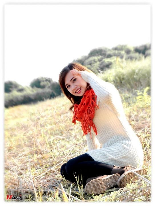 Những cánh đồng lúa vừa gặt cũng thật đẹp để teen tạo dáng Những cánh đồng lúa vừa gặt cũng thật đẹp để teen tạo dáng