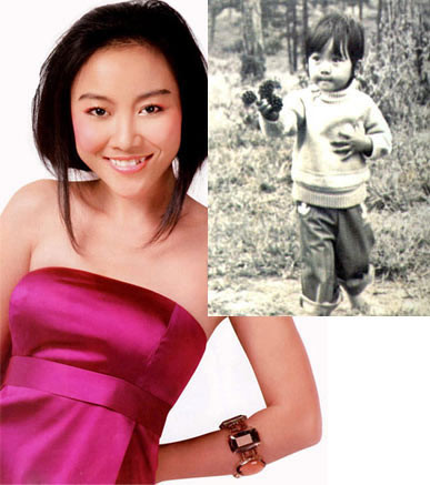 Nhìn tấm hình cũ có thể thấy Đoan Trang ngày còn bé đã rất hiếu động như một cậu con trai. Cô ngày càng chứng tỏ tài năng và bản lĩnh của mình sau khi liên tiếp "rinh" về các giải nhất nhì trong các cuộc thi Bước nhảy hoàn vũ và Cặp đôi hoàn hảo. Giờ đây, thay vì cái tên "cô nàng Chocolate" người ta đã gọi cô là "nữ hoàng gameshow truyền hình". Nhìn tấm hình cũ có thể thấy Đoan Trang ngày còn bé đã rất hiếu động như một cậu con trai. Cô ngày càng chứng tỏ tài năng và bản lĩnh của mình sau khi liên tiếp "rinh" về các giải nhất nhì trong các cuộc thi Bước nhảy hoàn vũ và Cặp đôi hoàn hảo. Giờ đây, thay vì cái tên "cô nàng Chocolate" người ta đã gọi cô là "nữ hoàng gameshow truyền hình".