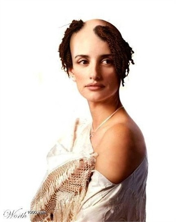 Thân hình mảnh mai và yêu kiều của cô gái thật không chê vào đâu được. Tuy nhiên, nếu cô gái trung thành với kiểu tóc này thì có hỏi 99/100 chàng trai đều nói rằng: "Tôi không thể yêu cô gái với mái tóc này được". Thân hình mảnh mai và yêu kiều của cô gái thật không chê vào đâu được. Tuy nhiên, nếu cô gái trung thành với kiểu tóc này thì có hỏi 99/100 chàng trai đều nói rằng: "Tôi không thể yêu cô gái với mái tóc này được".