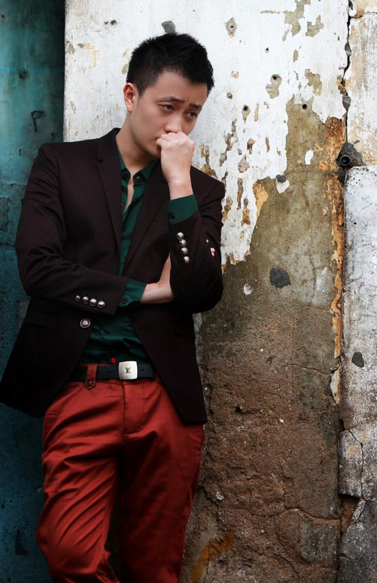 Khoảnh khắc suy tư của Lương Mạnh Hải Khoảnh khắc suy tư của Lương Mạnh Hải