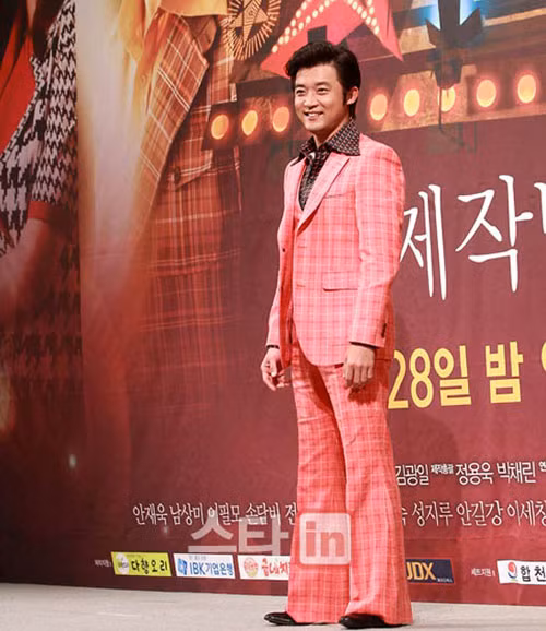 Ahn Jae Wook được khen "kẹo ngọt" và tiểu thư.